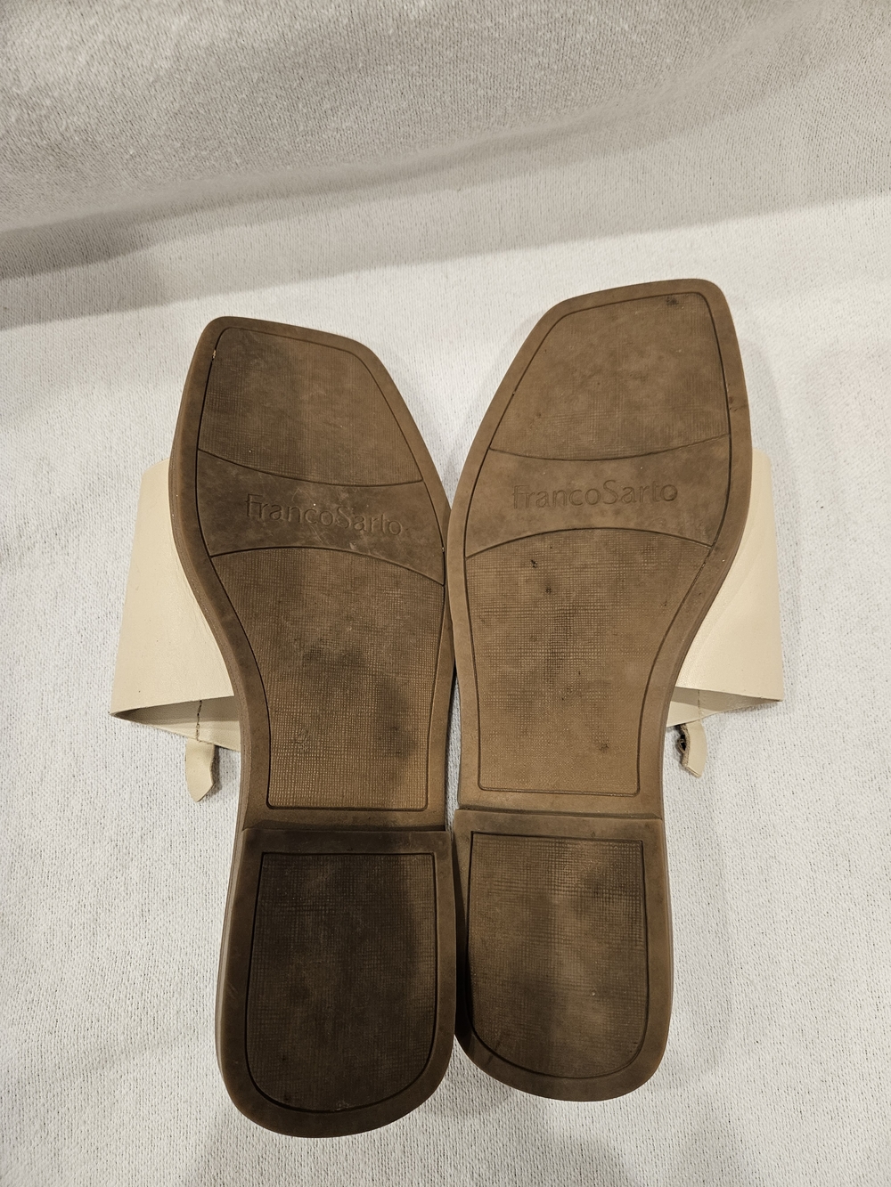 Franco Sarto Megs size 8.5 Leather Slip On Flat Rhinestone Sandals * - Picture 4 of 5